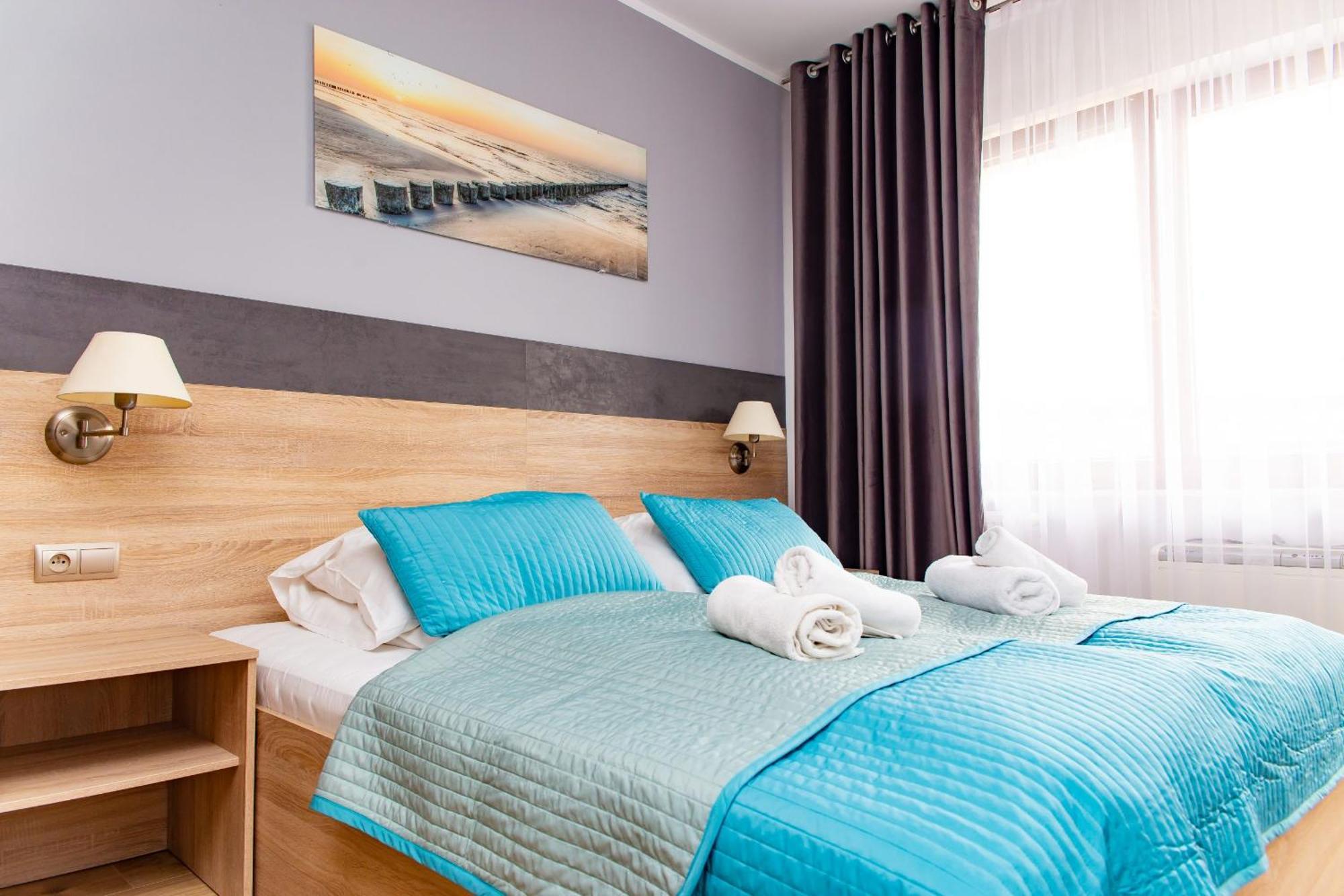Apartamenty Promenada-Arka 科沃布热格 外观 照片