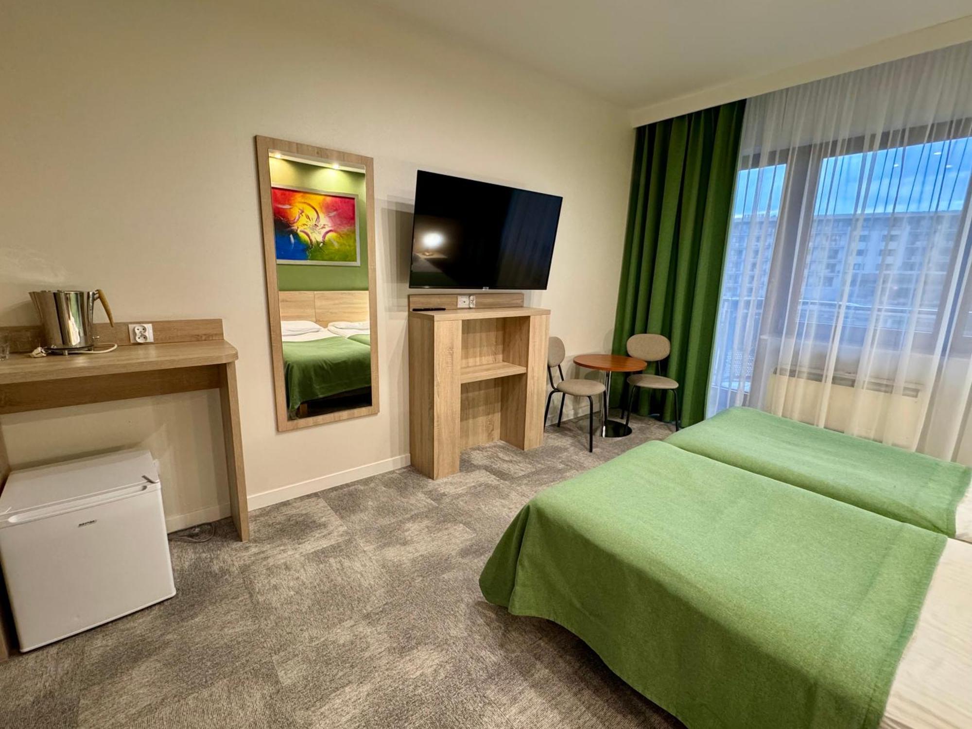 Apartamenty Promenada-Arka 科沃布热格 外观 照片