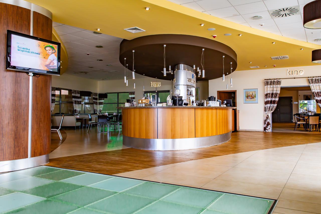 Apartamenty Promenada-Arka 科沃布热格 外观 照片